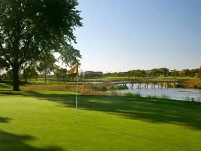 Bridges of Poplar Creek offers a challenging yet enjoyable game for golfers of all skill levels